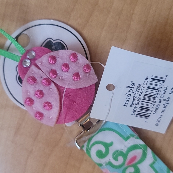 Mud Pie Ladybug Pacy Clip - Picture 2 of 3
